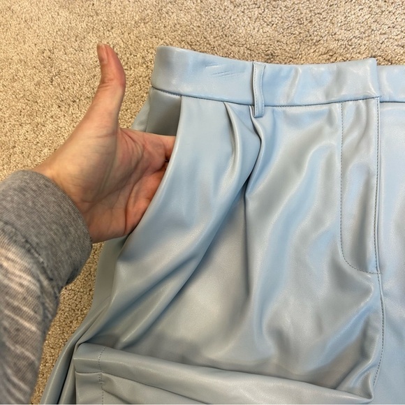 HOUSE of Harlow 1960 blue faux leather Bermuda shorts Sz M NWOT - Picture 3 of 11